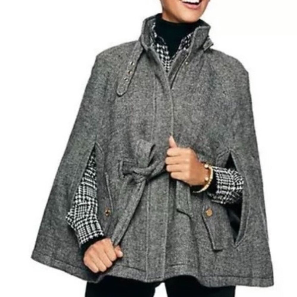 C Wonder Herringbone Wool Grey Capelet with Gold Accents Medium
